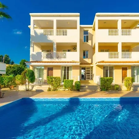 Beautiful One Bed In Apartment Paphos
