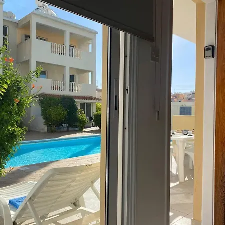 Apartman Beautiful One Bed In *